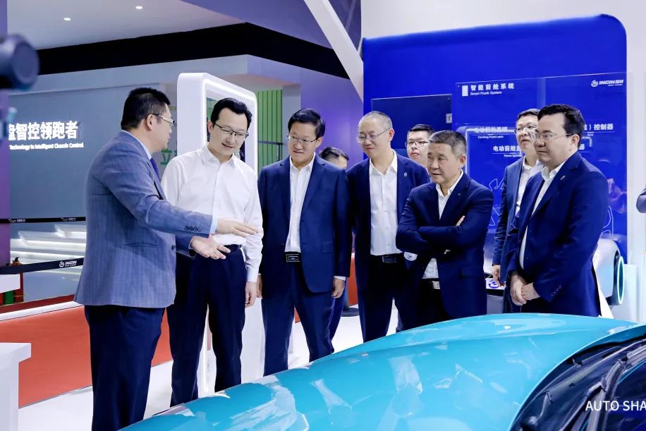 恩井智控再赴2025上海车展：以AI为帆，开拓汽车智能进出新航线(图6)