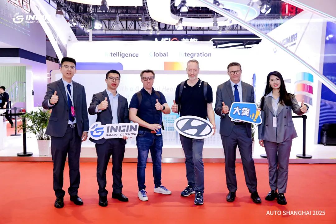 恩井智控再赴2025上海车展：以AI为帆，开拓汽车智能进出新航线(图9)