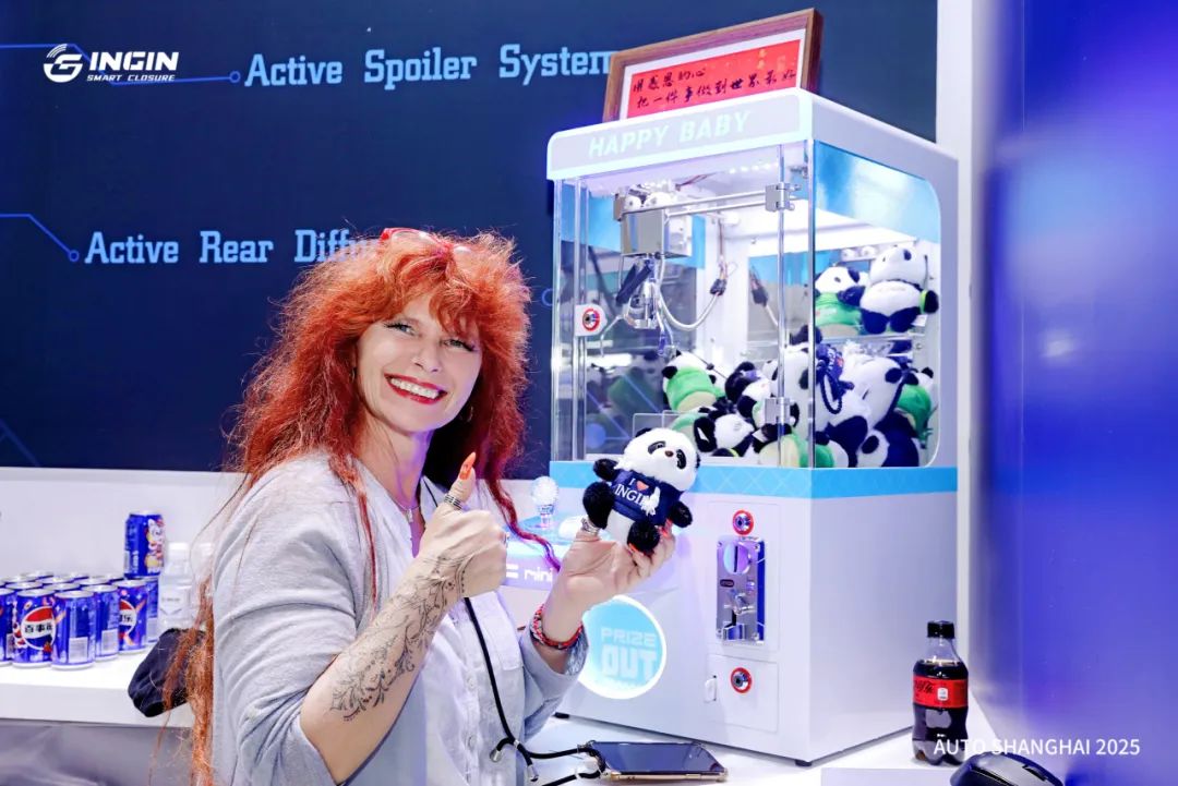 恩井智控再赴2025上海车展：以AI为帆，开拓汽车智能进出新航线(图26)